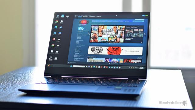 El HP Omen Transcend 16