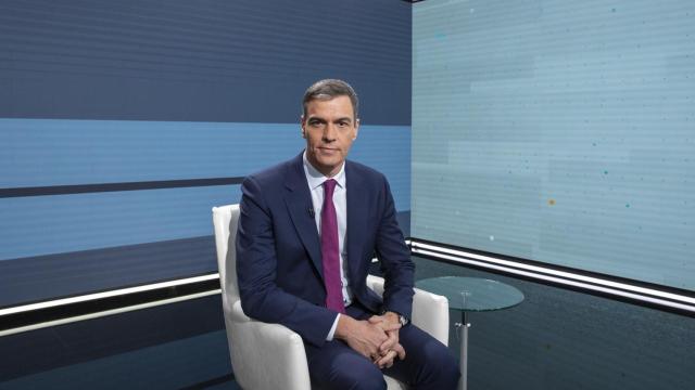 Pedro Sánchez en una entrevista en TVE este lunes 29 de abril.