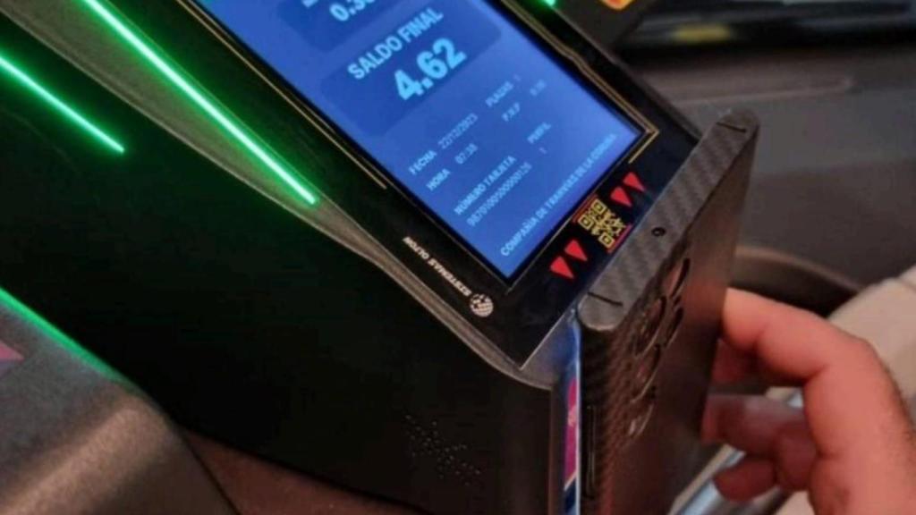 Pago con código QR en el autobús urbano