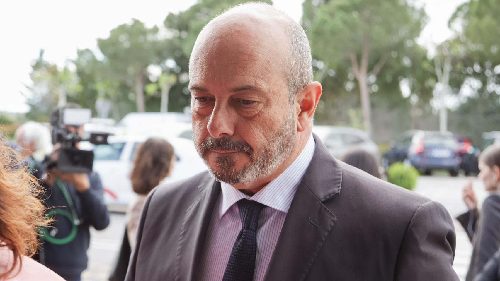 Pedro Rollán, presidente del Senado, acude a la capilla ardiente en homenaje a Victoria Prego