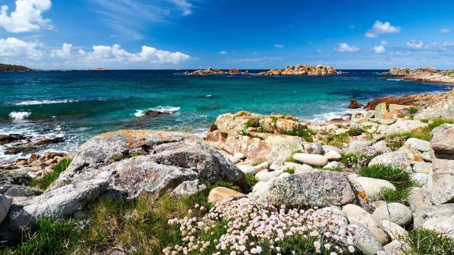 Vista de la costa de Arou. Foto: Shutterstock