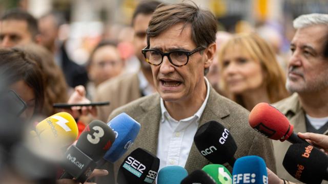 El líder del PSC y candidato a las elecciones catalanas, Salvador Illa, este 1 de mayo en un acto en Barcelona.