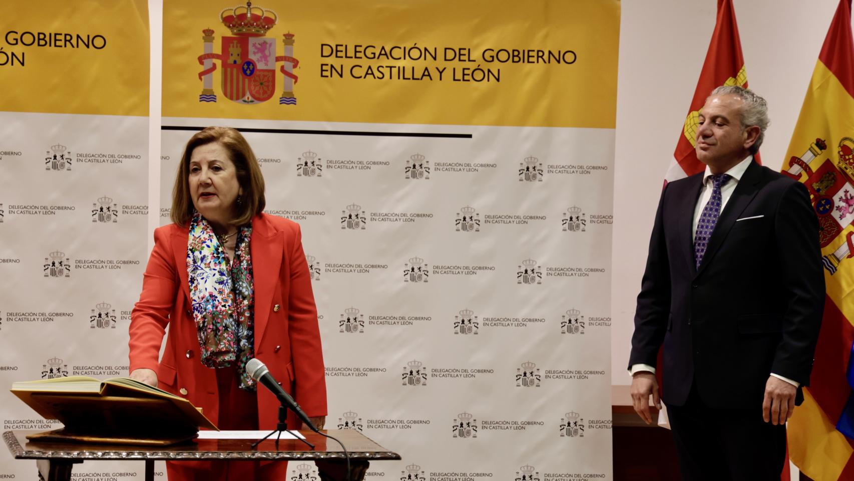 Rosa López toma posesión como subdelegada del Gobierno en Salamanca con la presencia de Nicanor Sen