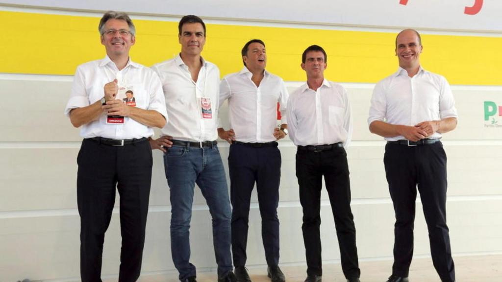 De izquierda a derecha: Achim Post, Pedro Sánchez, Matteo Renzi, Manuel Valls y Diederik Samsom en Bolonia en 2014