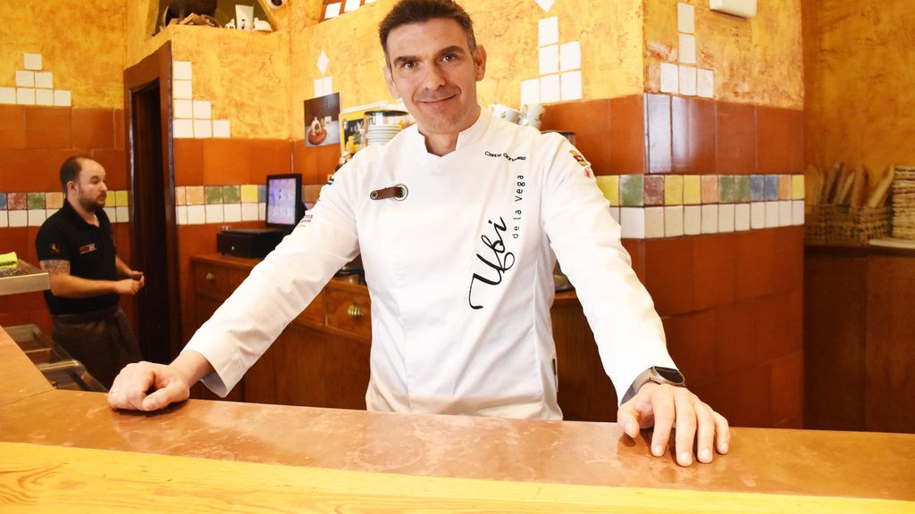 Carlos en su Pizzería Restaurante Ubi de La Vega