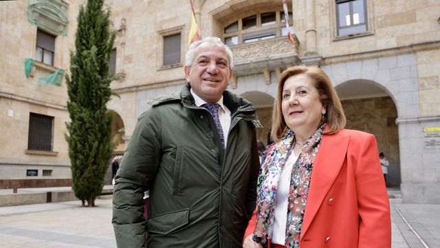 Nicanor Sen acude a la toma de posesión de Rosa López como subdelegada del Gobierno en Salamanca
