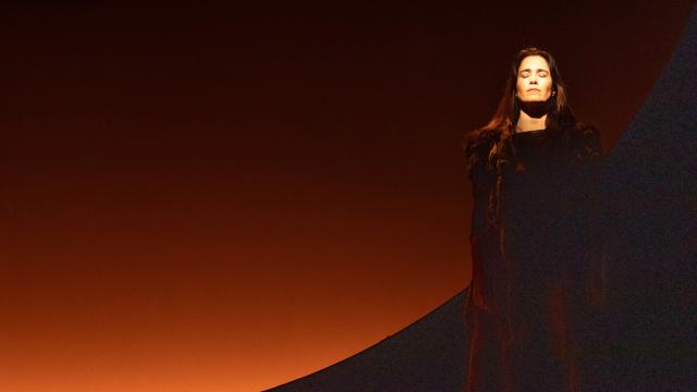 Celia Freijeiro interpreta a Marcela en el nuevo teatro de la Sociedad Cervantina. Foto: Concha de la Rosa