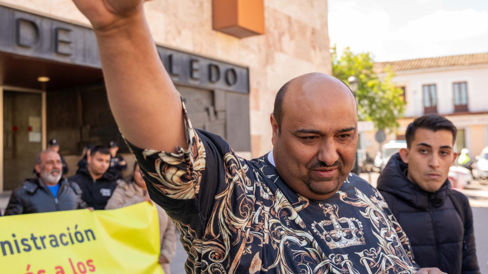 Sociedad Gitana Española protesta en Toledo pidiendo justicia para Ángel y Fernando