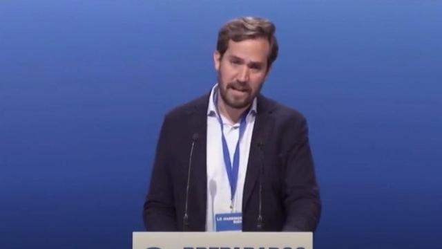 Borja Giménez Larraz, fichaje de Feijóo para las europeas, en el último Congreso Nacional del PP, en Sevilla.