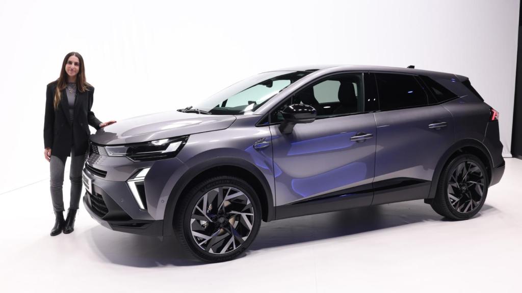 EL ESPAÑOL ha podido conocer el nuevo Renault Symbioz en los alrededores de París.