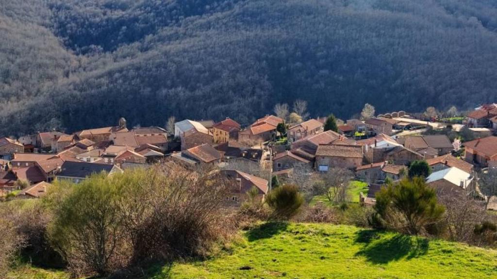 El pueblo más antiguo de España se encuentra en un entorno privilegiado.