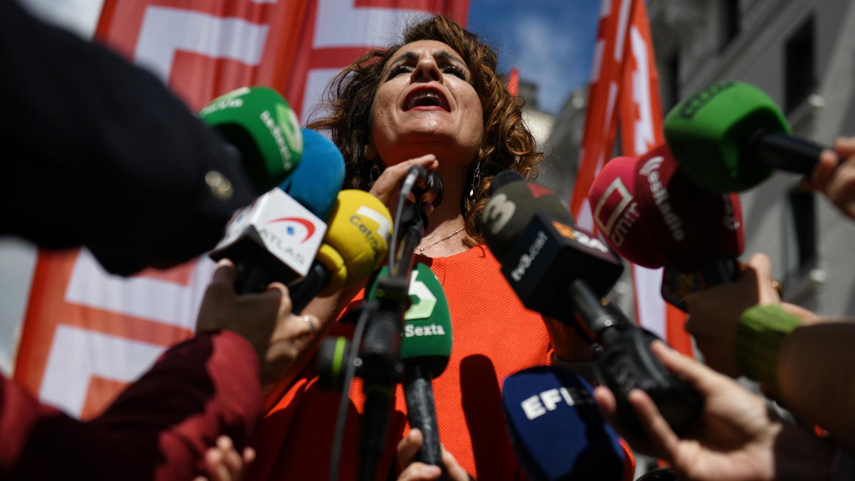 La vicepresidenta primera del Gobierno, María Jesús Montero, durante la manifestación por el Día del Trabajador.