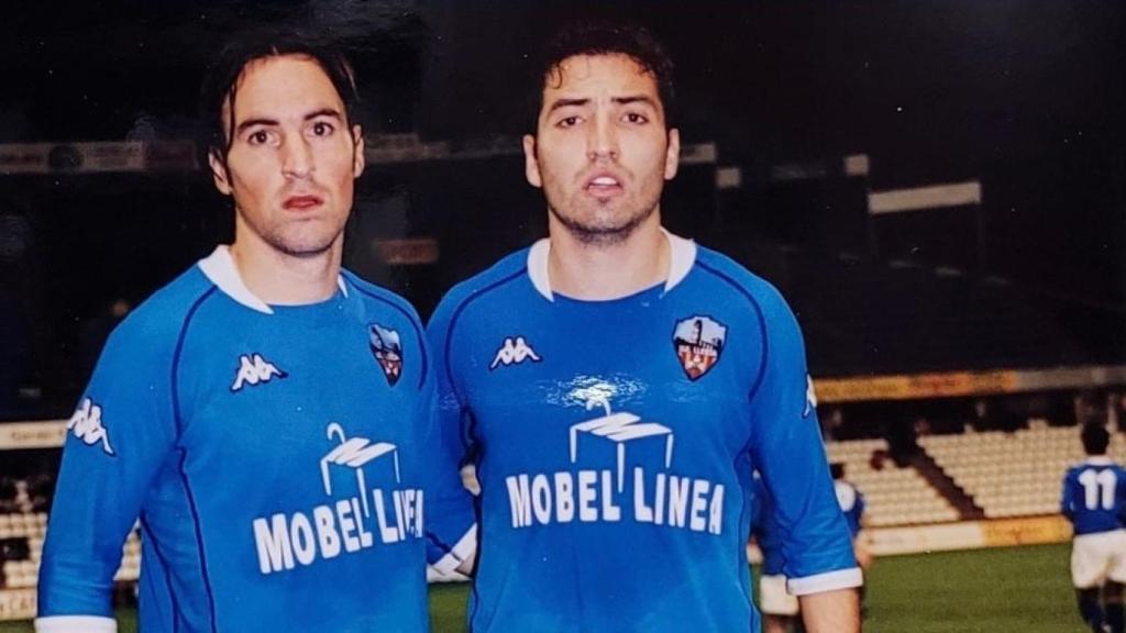 Nano, a la izquierda, junto a Nakor en su etapa en el Lleida.