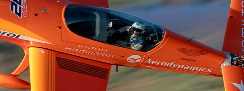 El piloto madrileño Juan Velarde en acción.