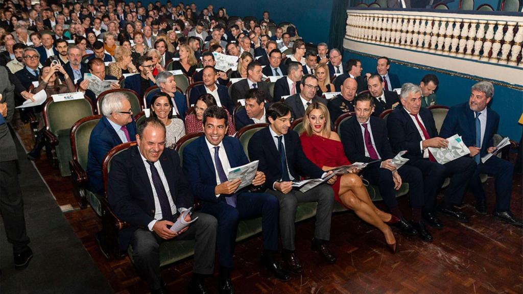 Asistentes a la gala de empresas centenarias de 2023.