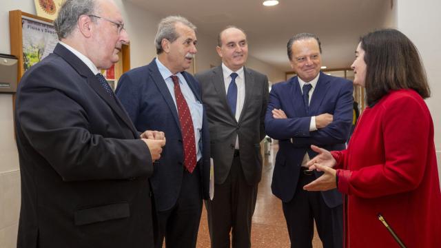 El presidente del Consejo Económico y Social de Castilla y León, Enrique Cabero, el presidente del Consejo Consultivo, Agustín Sánchez de Vega, el presidente del Consejo de Cuentas, Mario Amilivia, y el Procurador del Común, Tomás Quintana