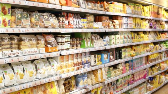 Cereales en el supermercado.