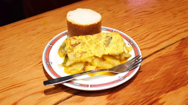 El bar de San Sebastián que sirve la mejor tortilla del mundo: