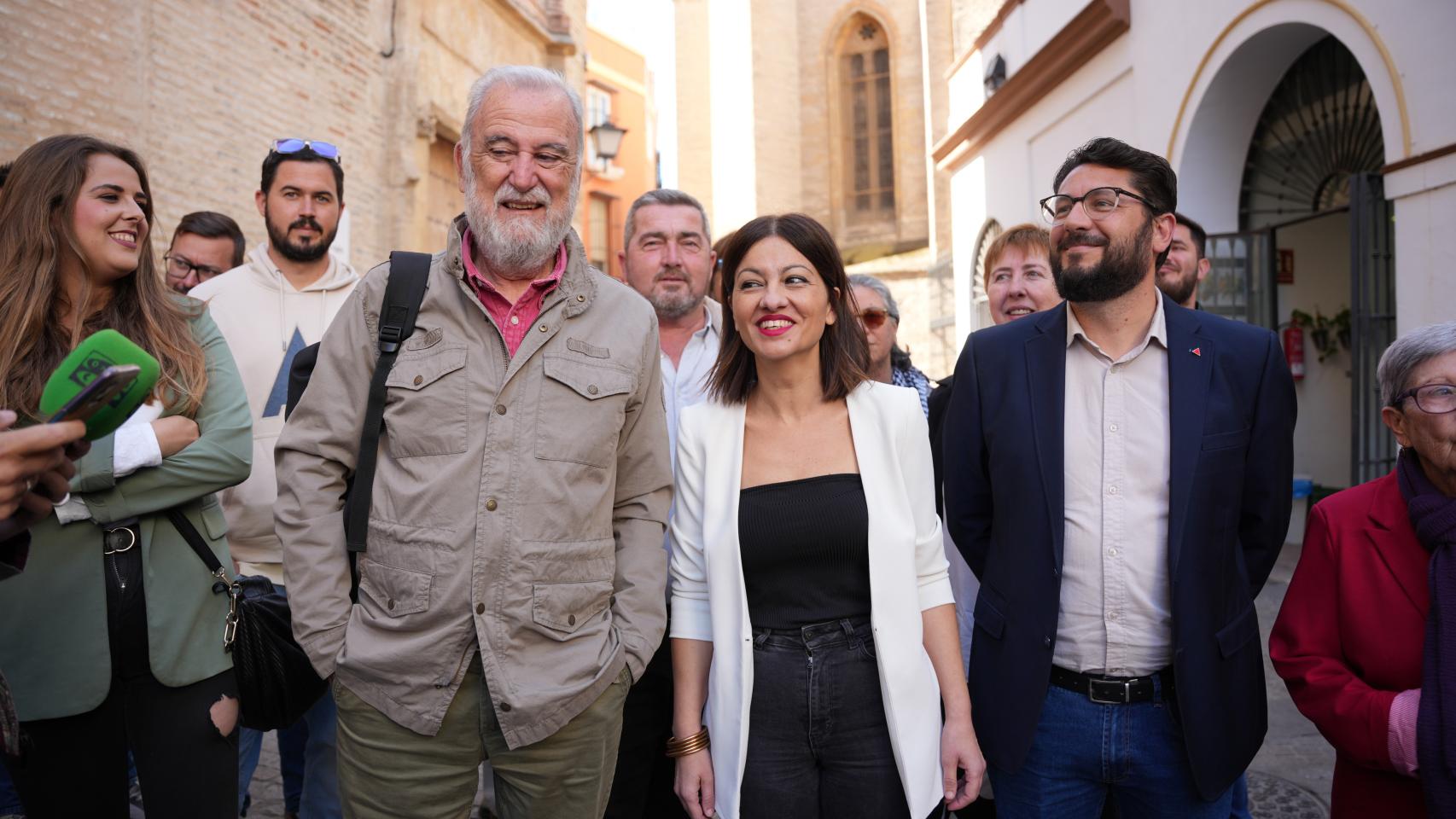 Torrijos junto a Rego, este viernes en Sevilla.