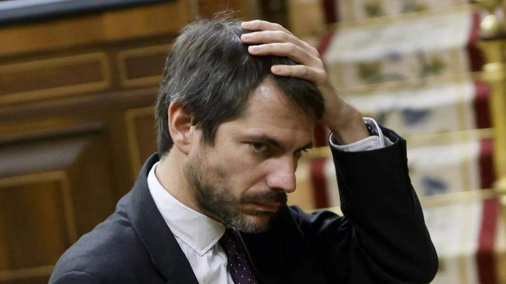 El ministro de Cultura, Ernest Urtasun, en el Salón de Plenos del Congreso de los Diputados, en una imagen de archivo.