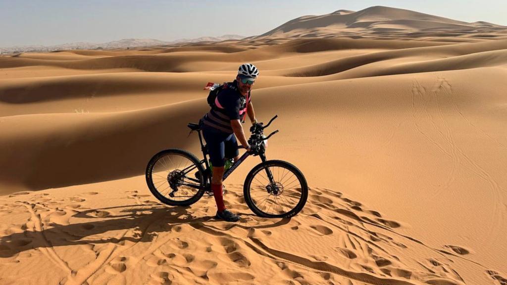 Rafael Morán en el Titan Desert. Foto: EFE