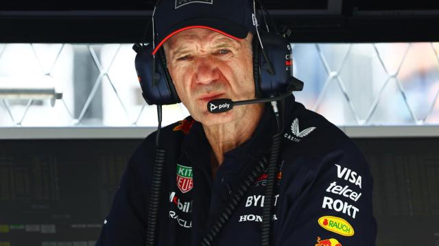 Adrian Newey, en el muro de Red Bull en el GP de Miami 2024