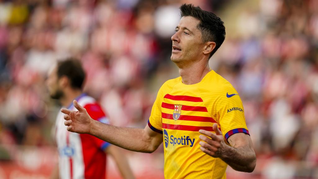 Lewandowski se lamenta de una ocasión fallada ante el Girona