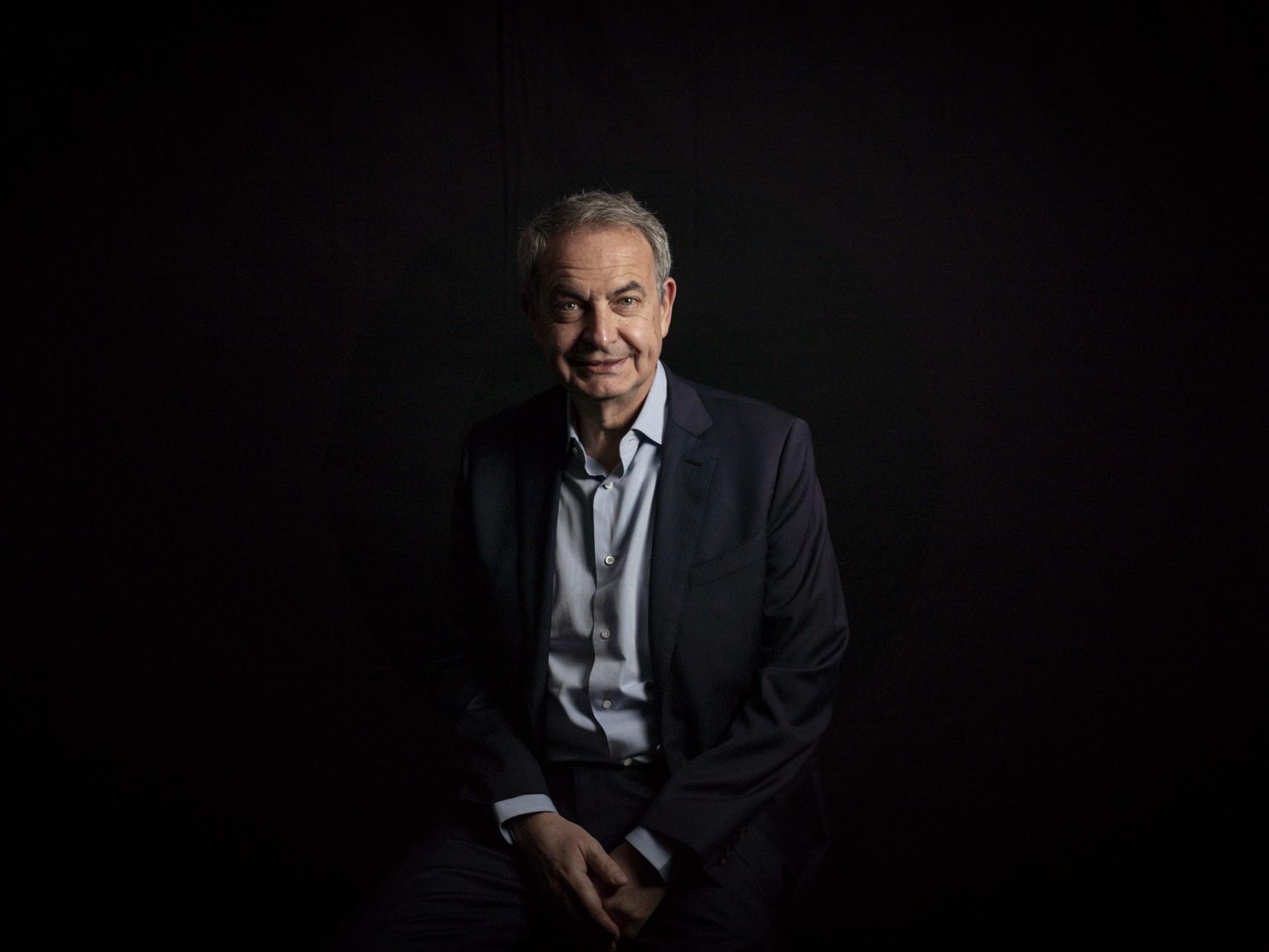 José Luis Rodríguez Zapatero, en el estudio de EL ESPAÑOL justo antes de la entrevista.