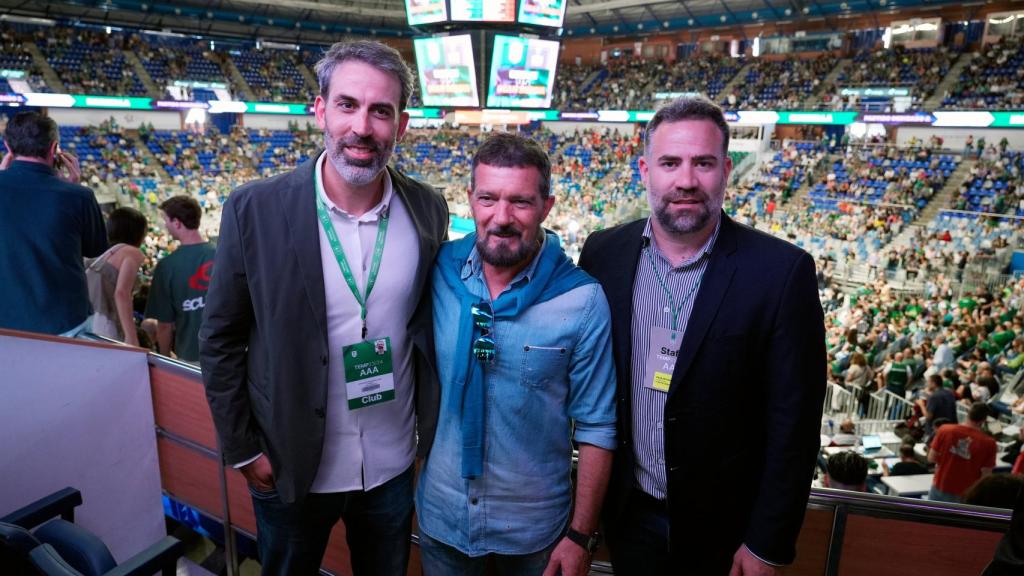 Antonio Banderas, un malagueño 'disfrutón' más en el Martín Carpena.