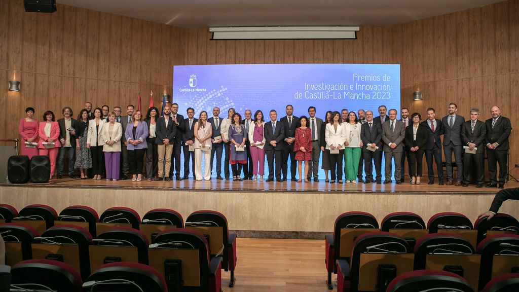 Castilla-La Mancha premia a sus investigadores: Invertir en conocimiento produce los mejores intereses