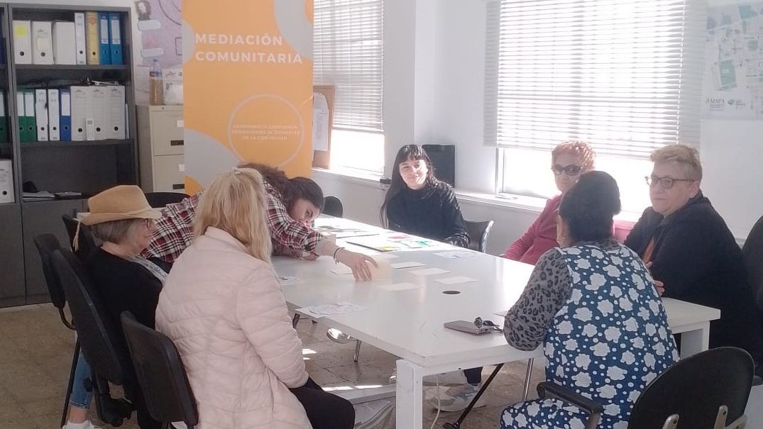 El barrio Virgen del Carmen de Alicante acoge la Feria de la Salud para mejorar la calidad de vida
