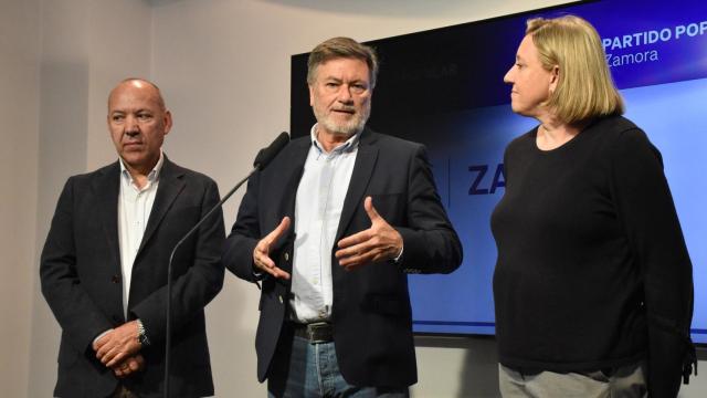 Francisco Vázquez, Isabel Blanco y José María Barrios