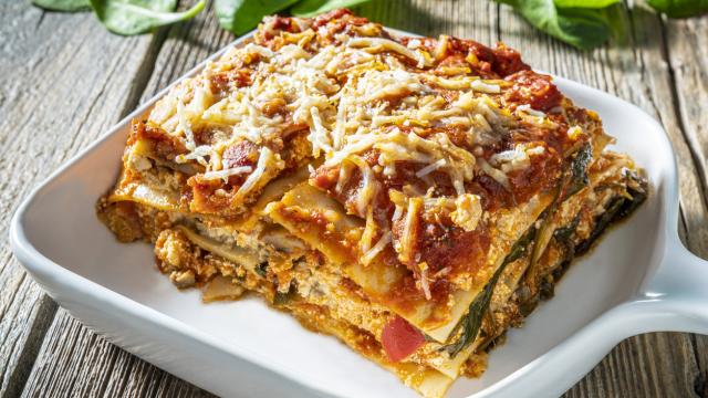 Una lasaña vegana.