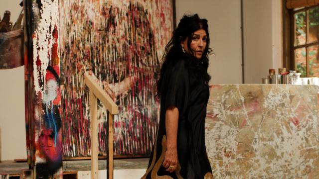 La artista Lita Cabellut en su estudio de La Haya. Foto: Iris Dorine