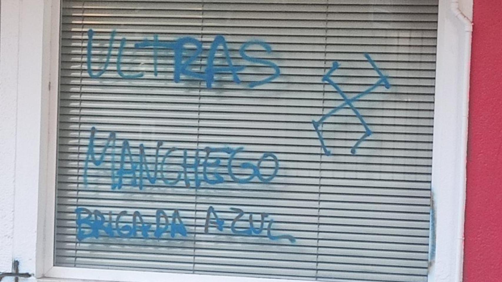 Pintadas en la sede del PSOE de Ciudad Real.