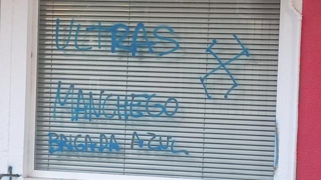 Pintadas en la sede del PSOE de Ciudad Real.
