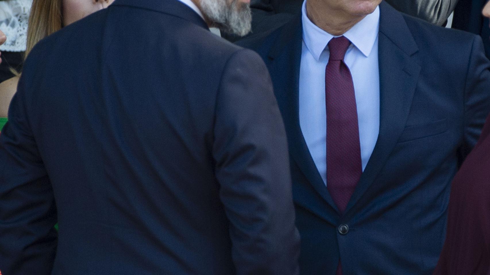 El líder de Vox, Santiago Abascal, y el presidente del PP, Alberto Núñez Feijóo, en los actos del 12 de octubre de 2023.