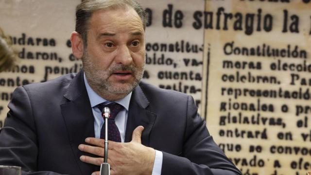 El exministro José Luis Ábalos en la comisión de investigación del Senado.