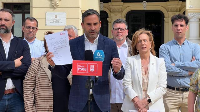 Daniel Pérez, en una imagen frente al Ayuntamiento de Málaga.