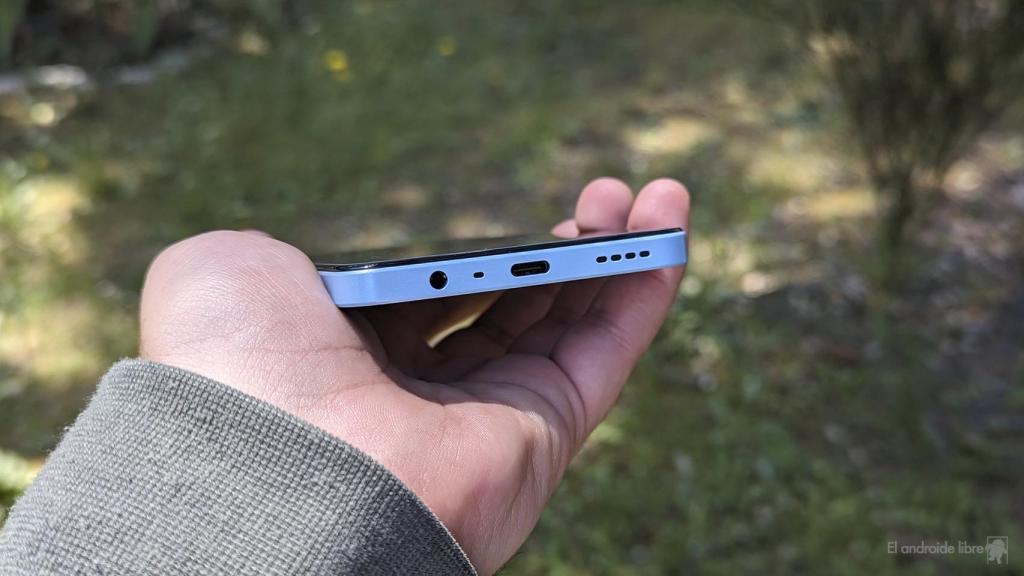 Parte inferior del realme Note 50