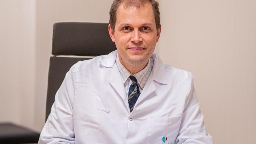 El Dr. Daniel Cabo de Quirónsalud Málaga.