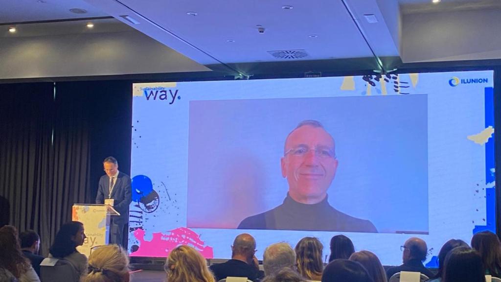 Emmanuel Faber resaltó  la importancia de seguir cambiando el mundo cada día desde las empresas.