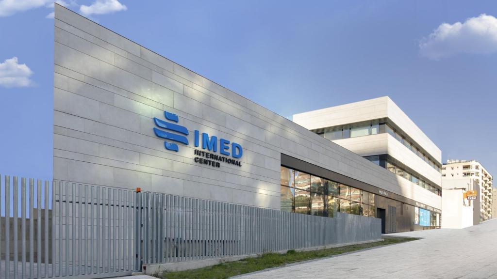 Fachada del hospital IMED Levante.