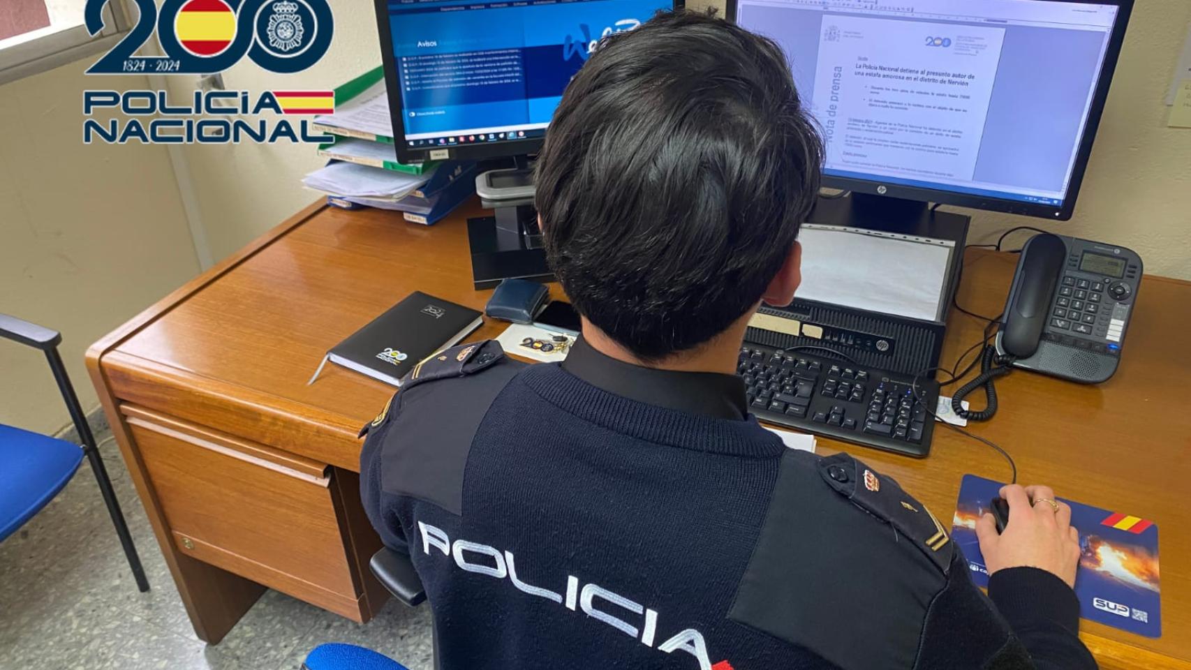 Agente de la Policía Nacional en una imagen de archivo.