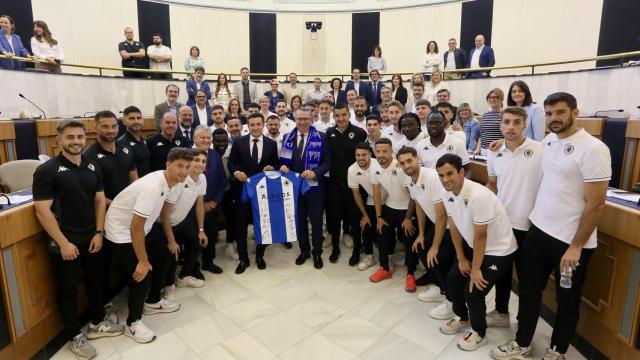 Recepción del Hércules en el Palacio Provincial.