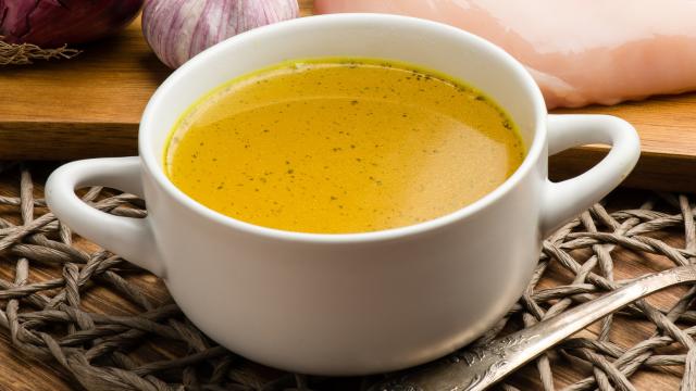 Caldo de huesos.