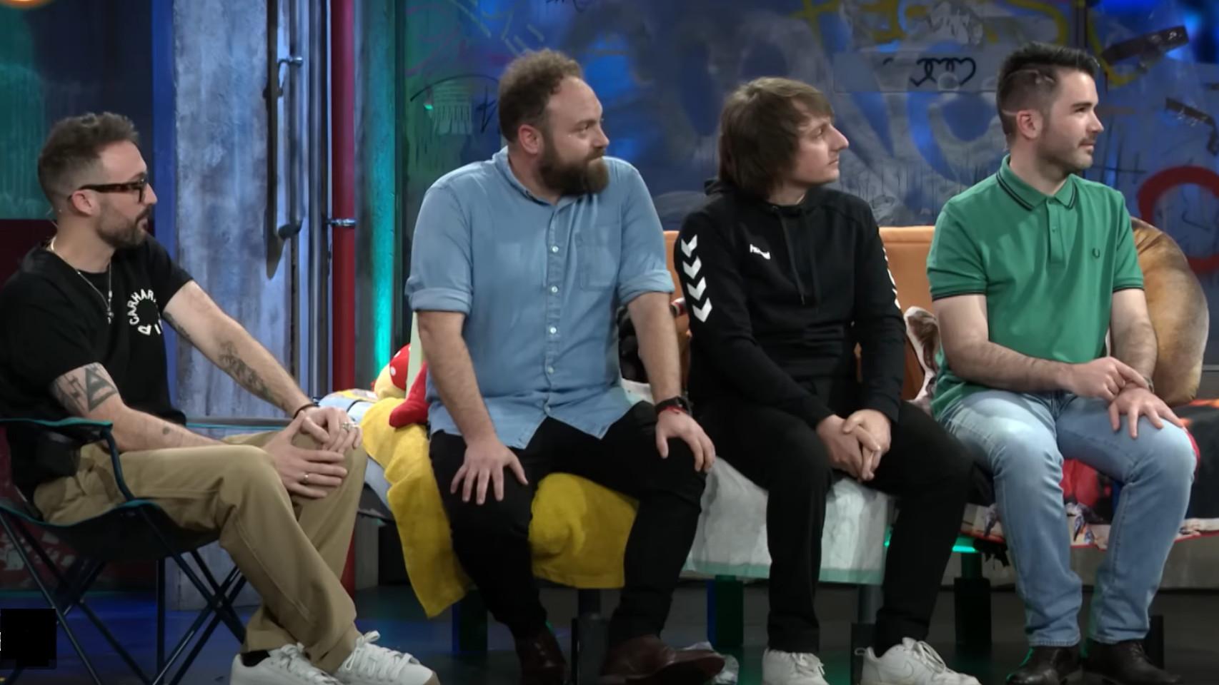 Supersubmarina vuelve a la esfera pública tras su accidente.