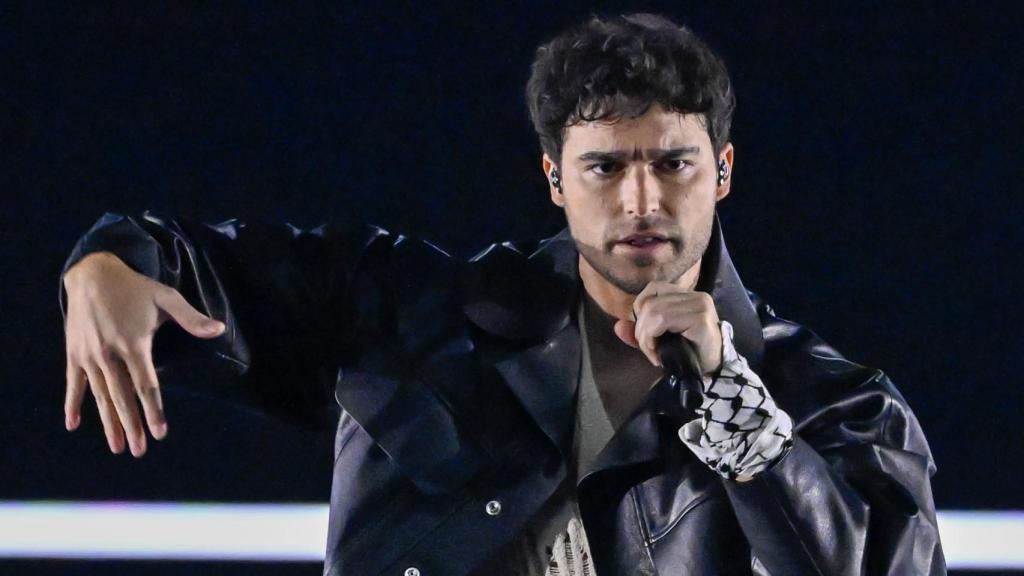 Eric Saade, durante su actuación de 'Popular' en la primera semifinal de Eurovisión 2024.