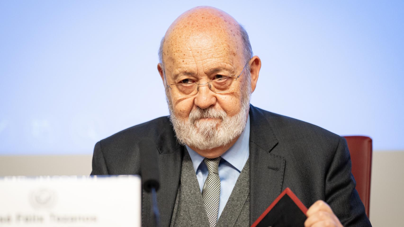 José Félix Tezanos durante un acto de la Universidad Complutense.