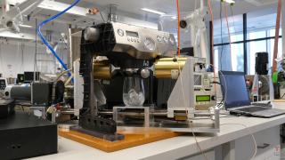 Cafetera ultrasónica para infusionar café